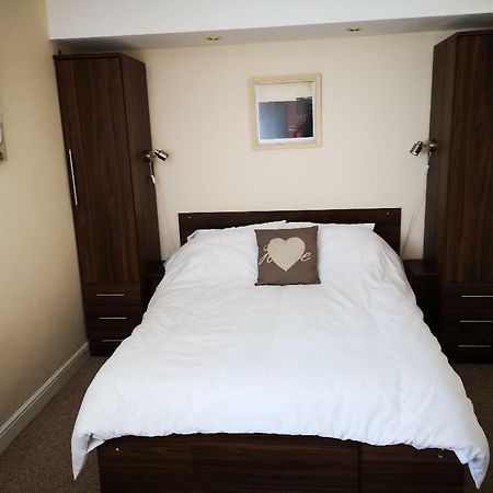 Contemporary Cottage Holidays Bridlington Exterior photo